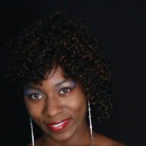 Meet your Posher, Deanna